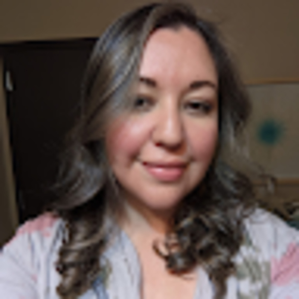 Meet your Posher, Claudia